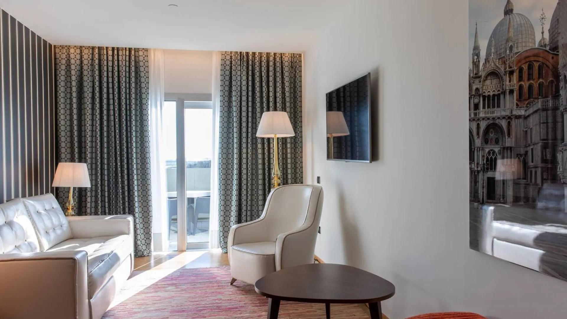 Szálloda Courtyard By Marriott Venice Airport Tessera